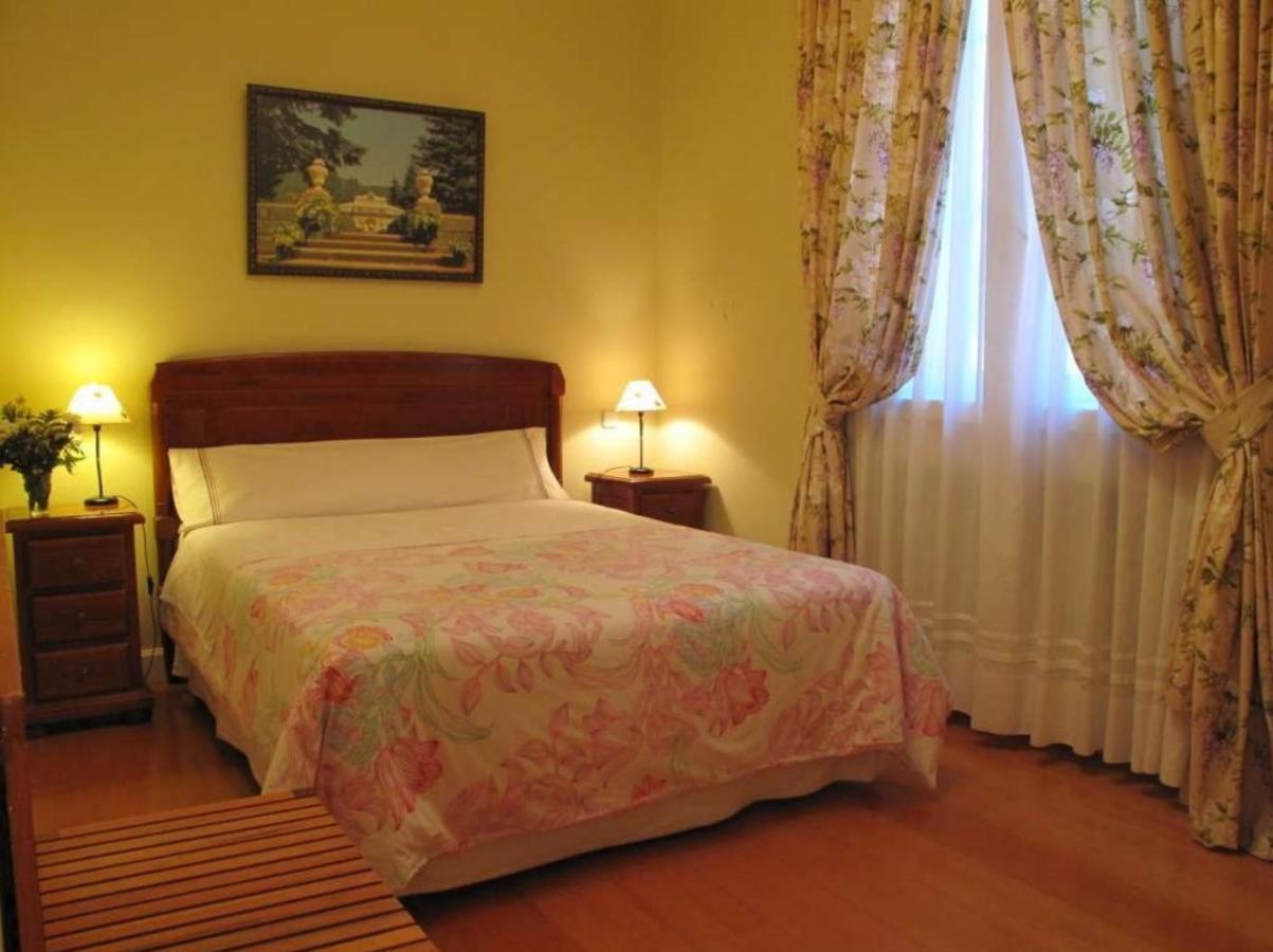 Hotel Posada Don Jaime San Lorenzo de El Escorial Chambre photo
